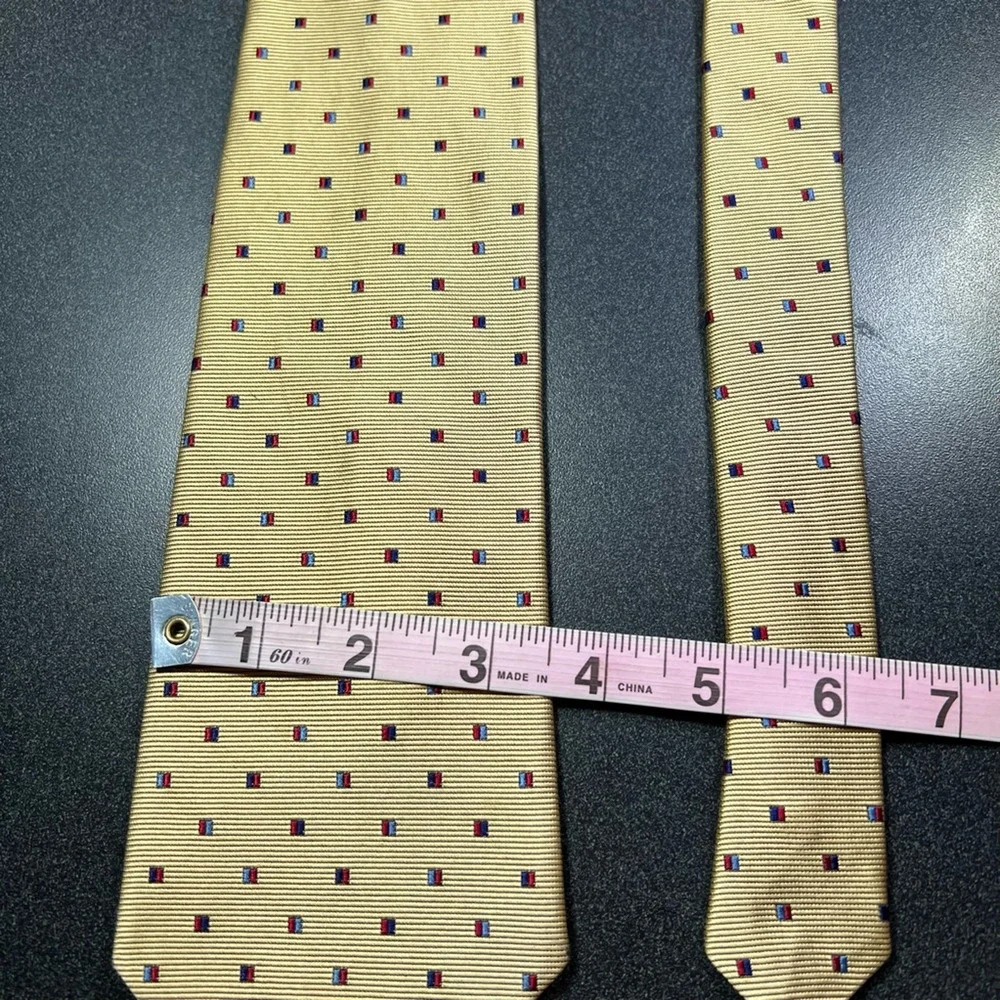 Brooks Brothers Mens Tie Necktie Multicolor Geometric 100% Silk Career Classic